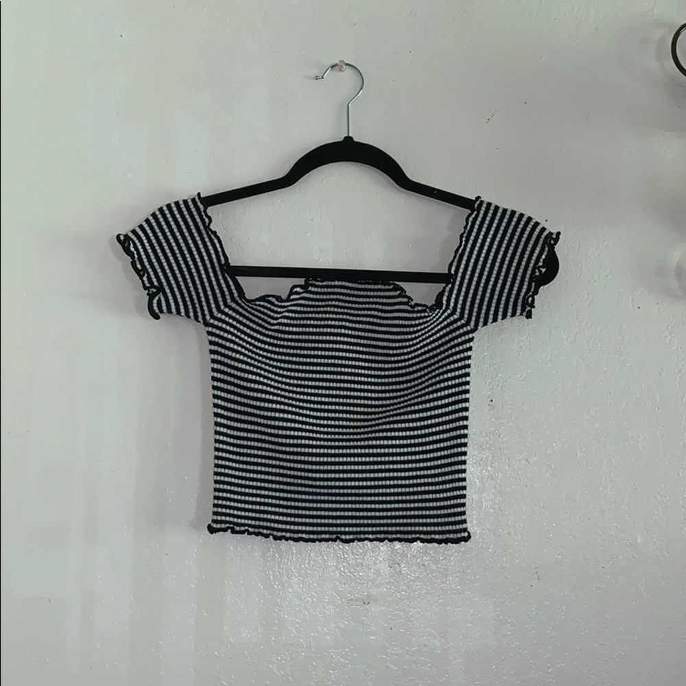 Off The Shoulder Crop Top.